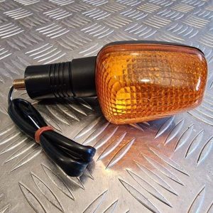 Pisca Trás Direito Suzuki GSXR1300 Hayabusa 99-06/ GSX750F 89-06/ GSXR 600 750 Srad / TL1000S / TL1000R